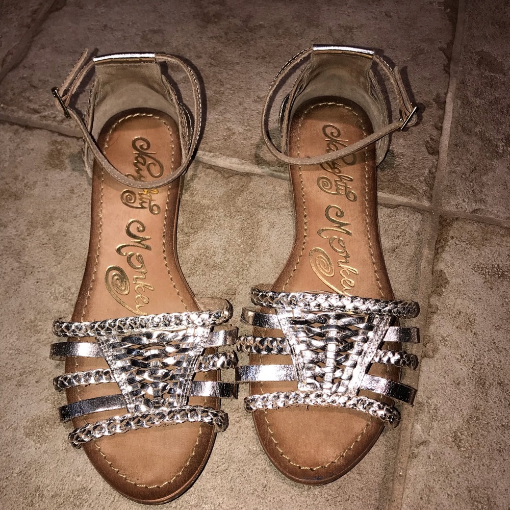 Women’s gold sandals
